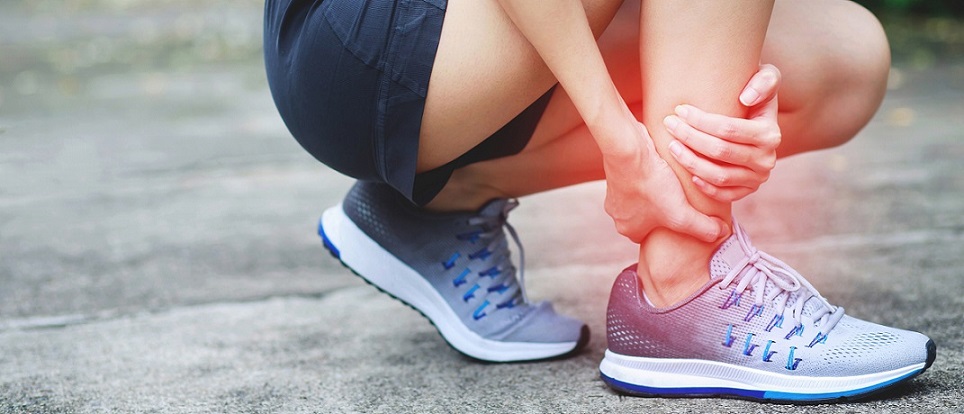 Managing Ankle Sprains at Home: Do's and Don'ts for Faster Healing  New York City Podiatrist